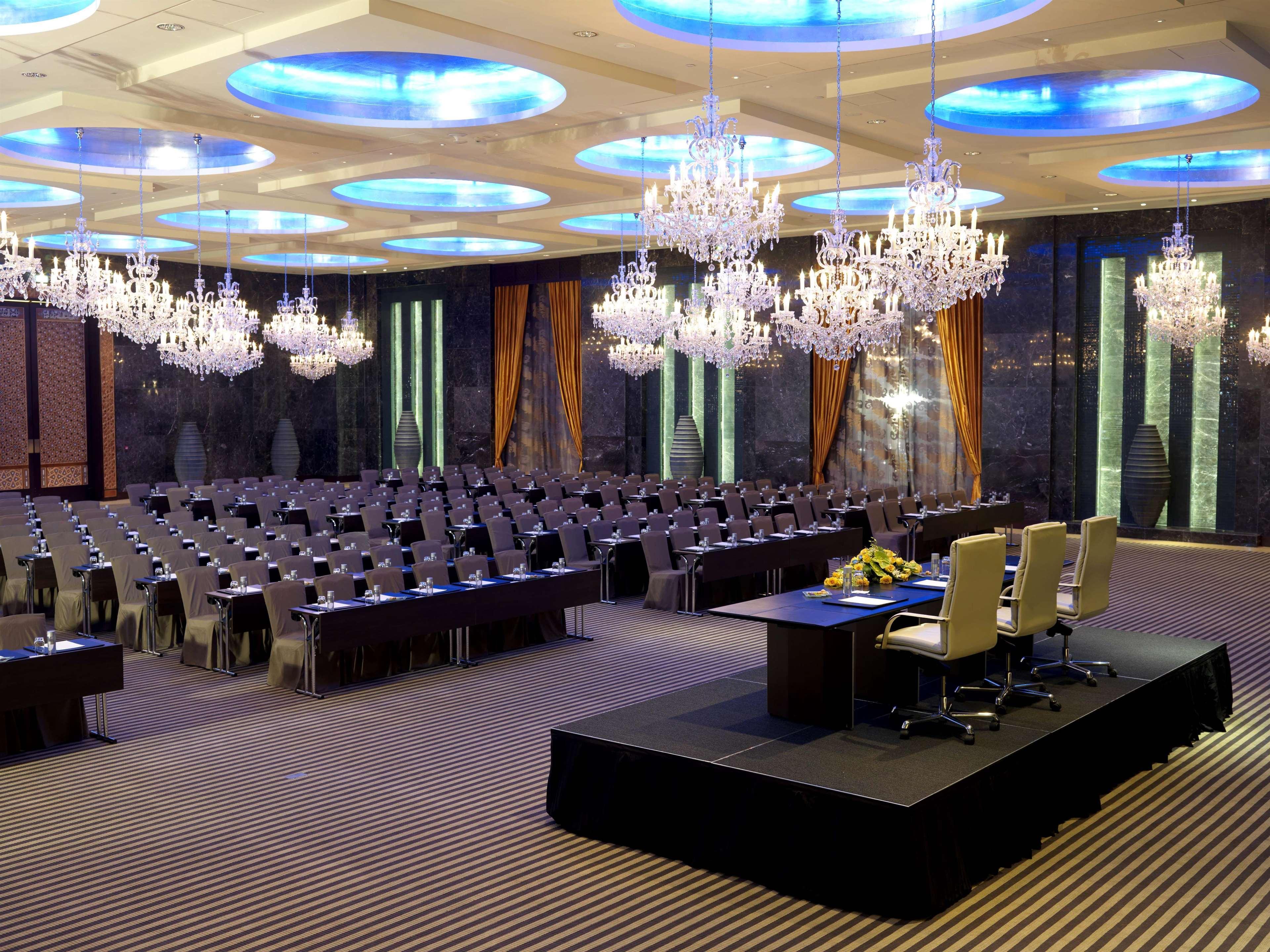 رافلز 5* دبي
