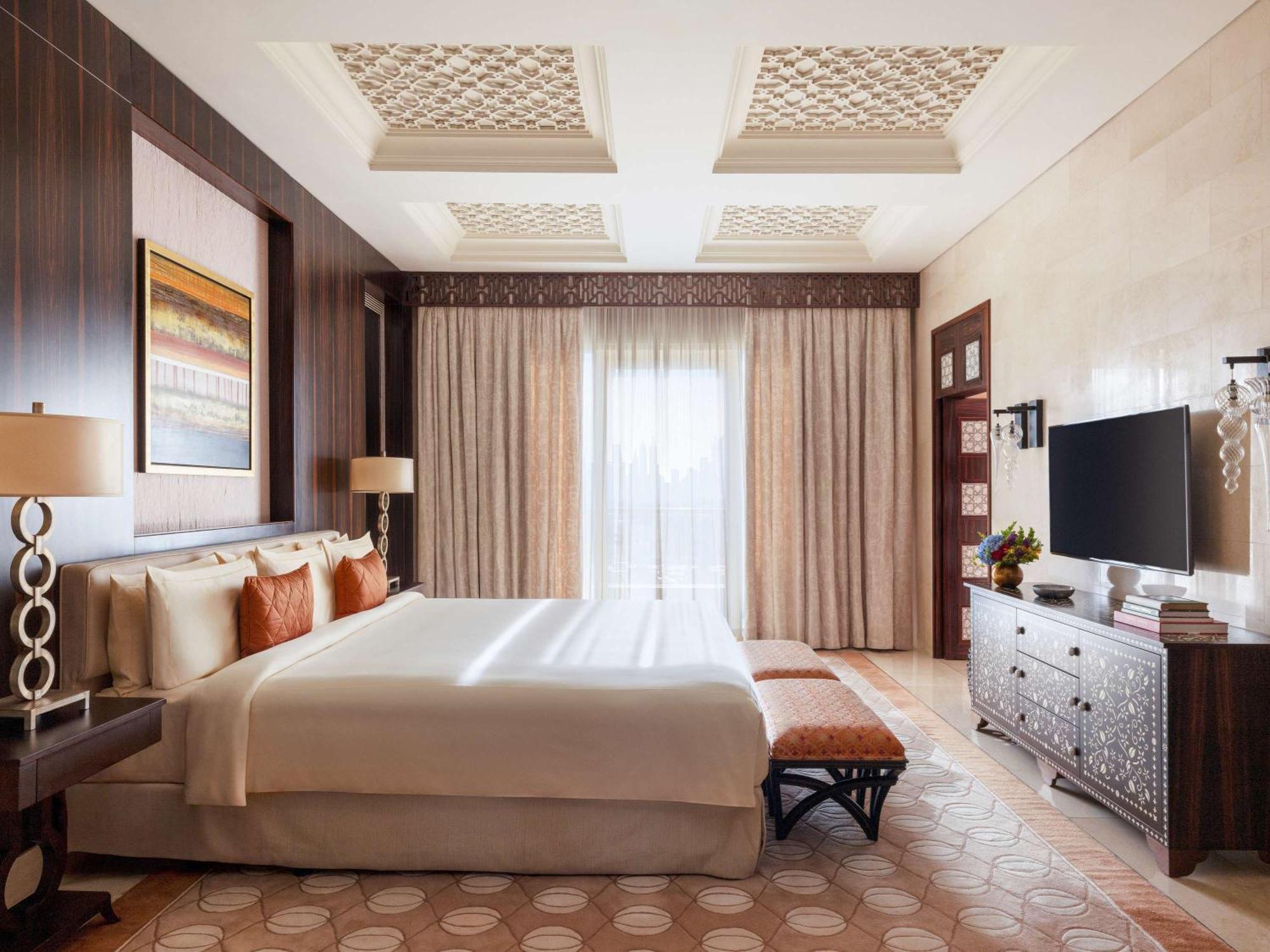 رافلز 5*