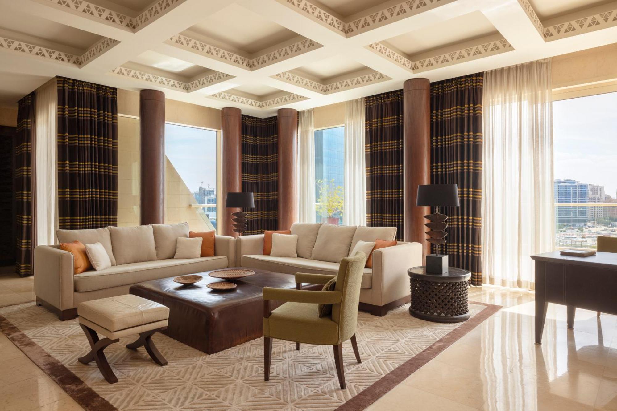 Hotel Raffles 5*