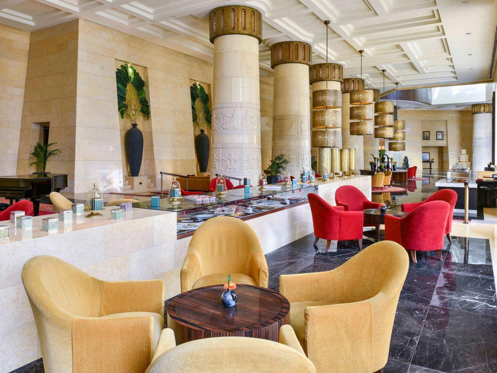 Hotel Raffles 5*